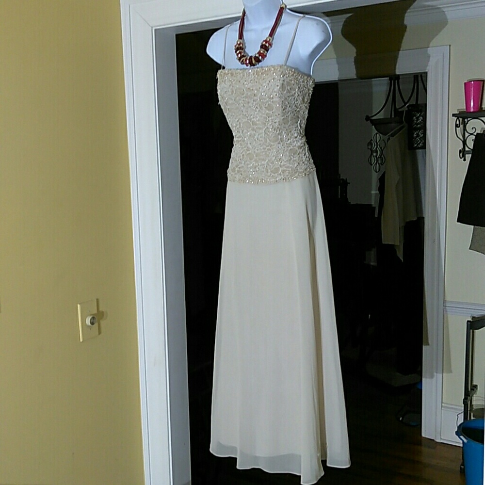 Karen Millier Lighted In The Box2pc Gown